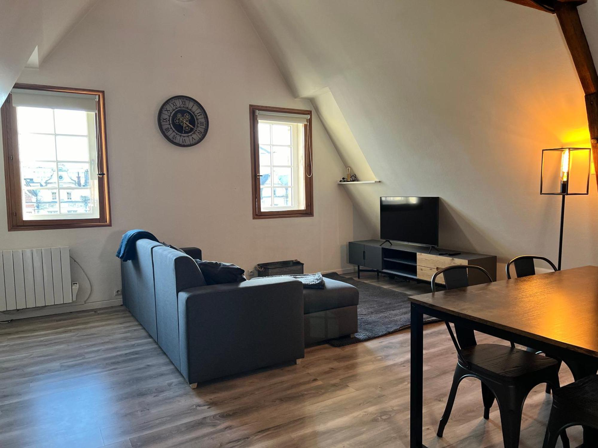 Le Heros - Central - Familial - Spacieux - Parking Public Proche 아라스 외부 사진